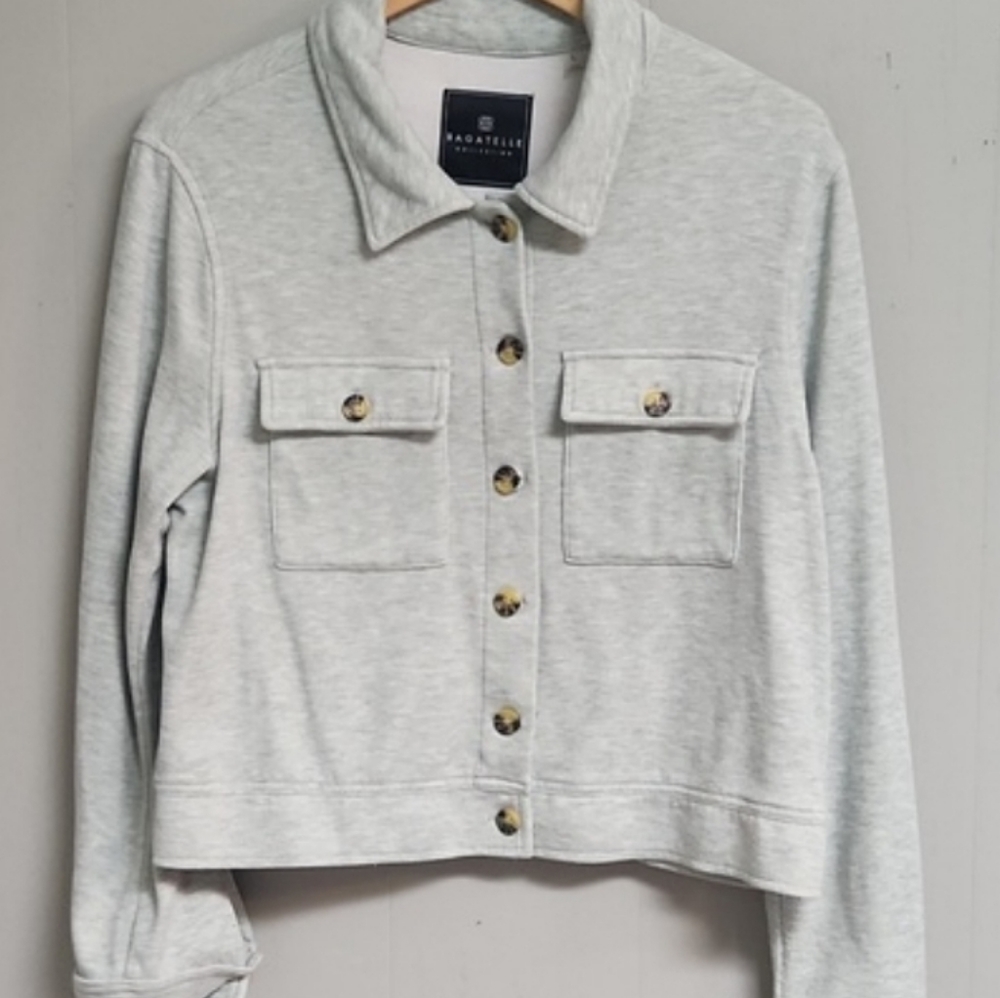Bagatelle Sage Green Shacket. Size Large. Fleece Lined.  Button Down. Adjustable